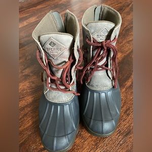 Sperry Women’s Boots 6